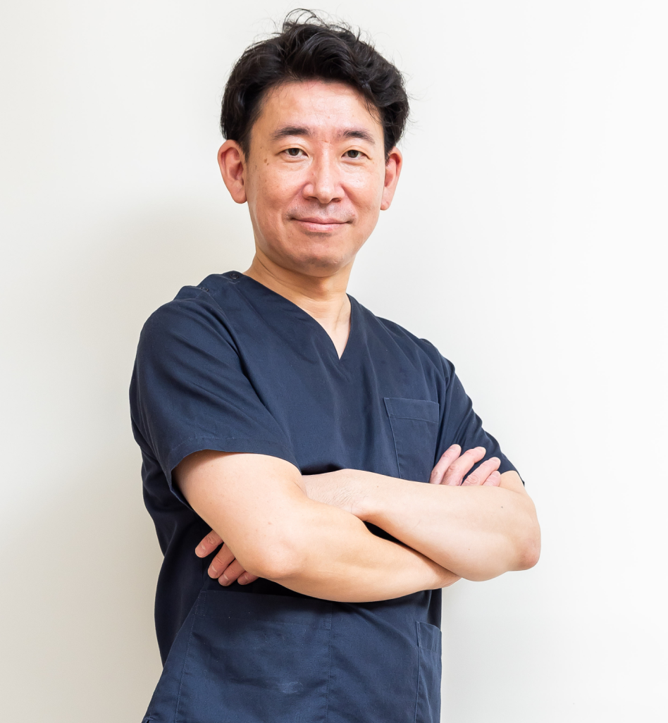 院長・歯科医師　金俊介